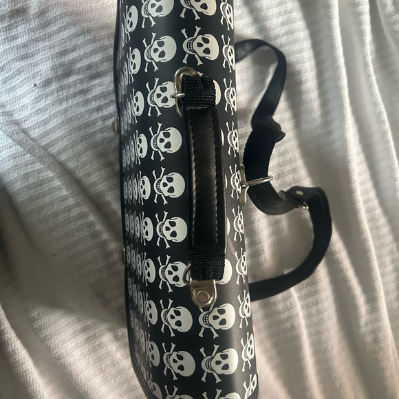 Skull Pattern Black Mini Bag - Picture 2 of 6